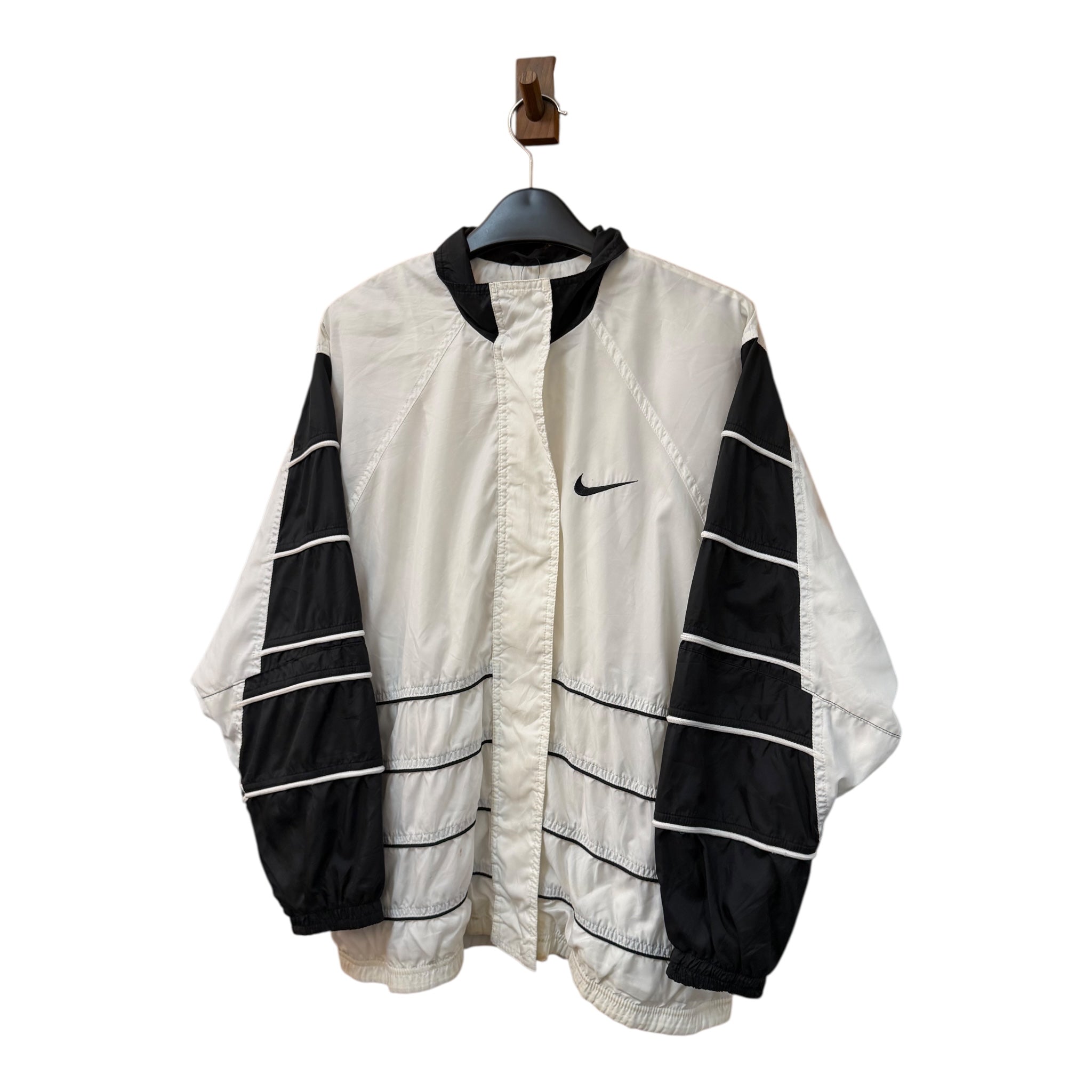 NIKE WINDBREAKER