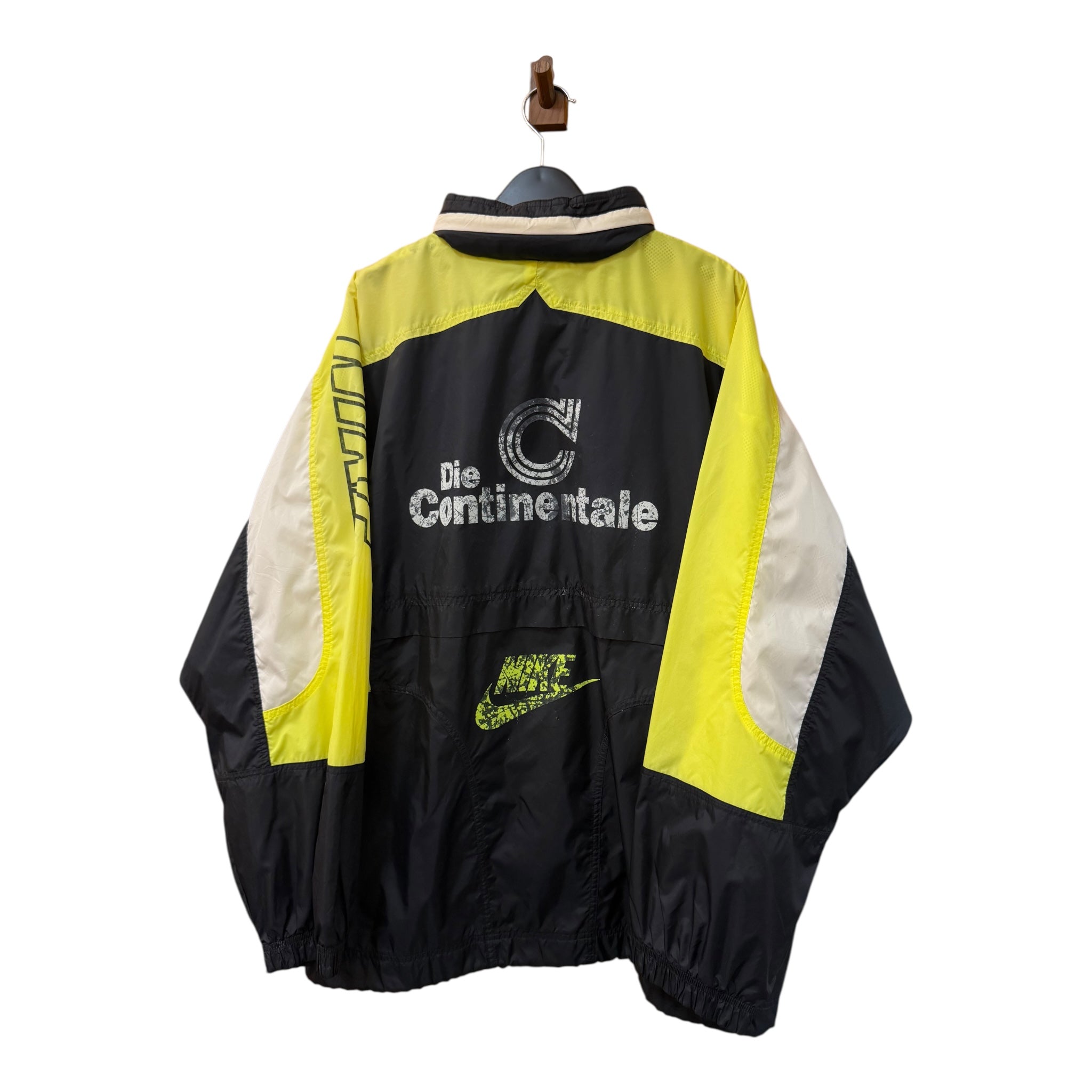 NIKE WINDBREAKER