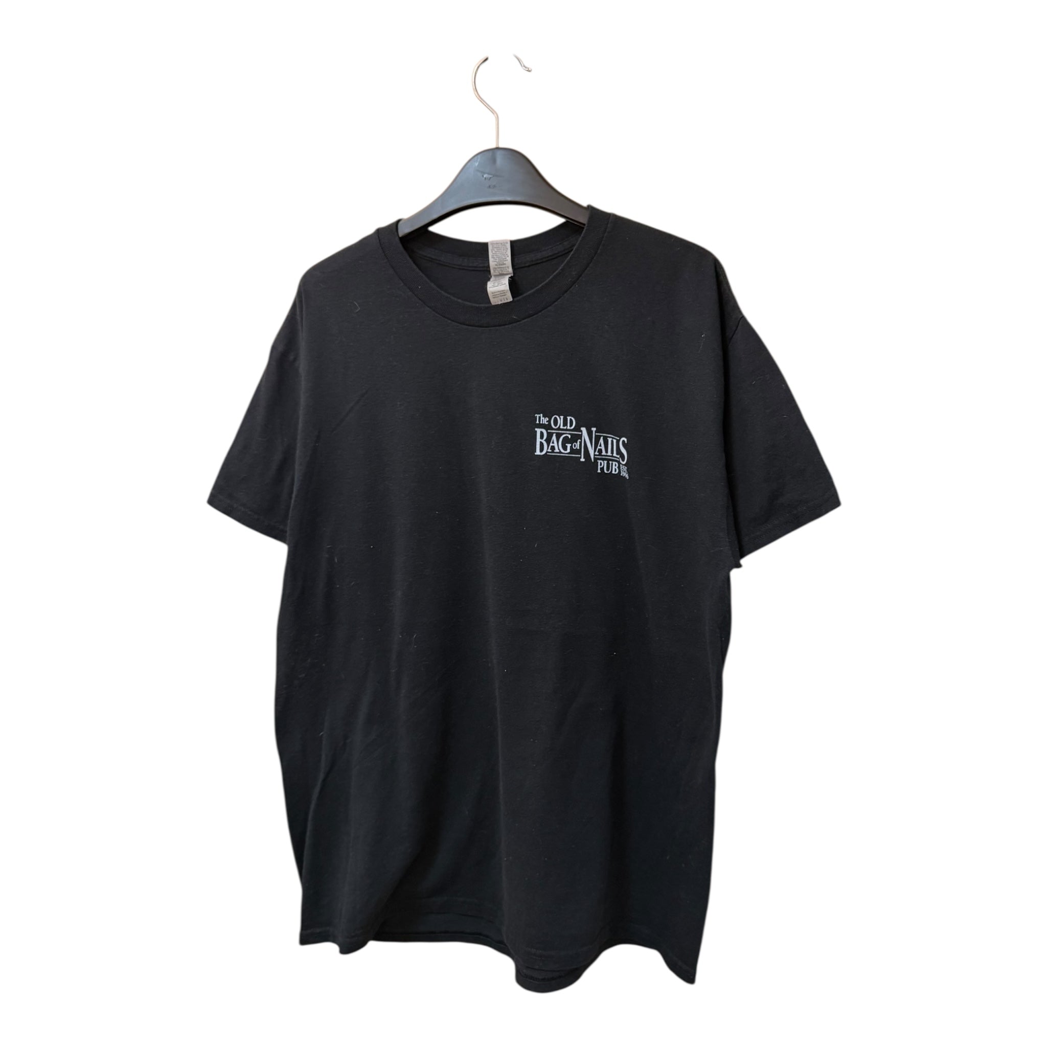 GRAPHIC TEE